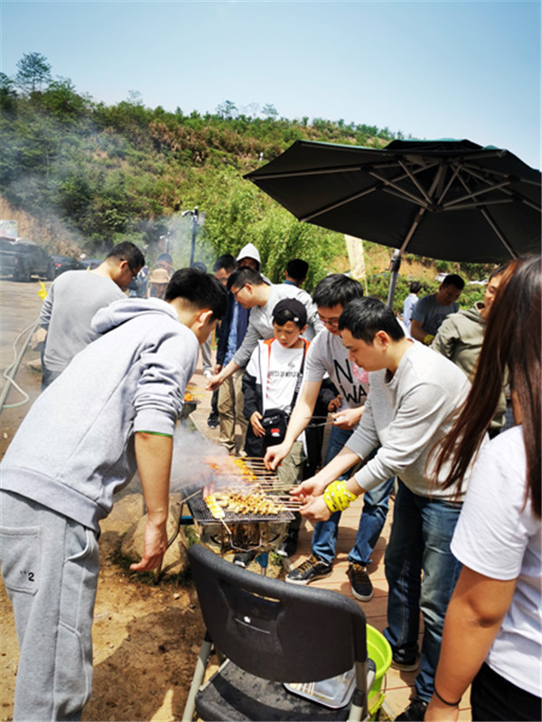 2021晶飛“百丈營地+紀(jì)龍山”團建活動(圖4) 2021晶飛“百丈營地+紀(jì)龍山”團建活動(圖4)