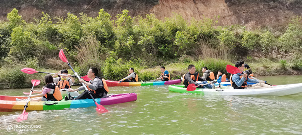 2021晶飛“百丈營地+紀(jì)龍山”團建活動(圖6) 2021晶飛“百丈營地+紀(jì)龍山”團建活動(圖6)